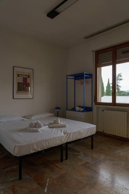 Fanciful 2-Br Outside Ztl Apartment Florence Exterior photo